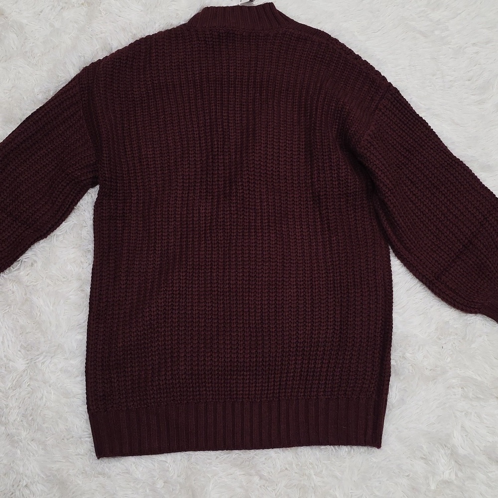 Lillusory Burgundy Cable Knit Sweater. Size M. NWT! - Picture 5 of 6